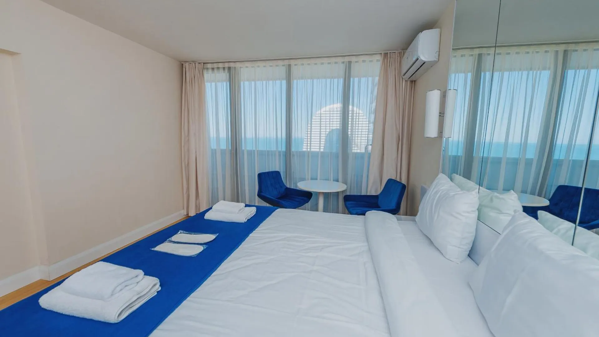 Hotel Orbi City Suite Batumi 5*,  Georgia