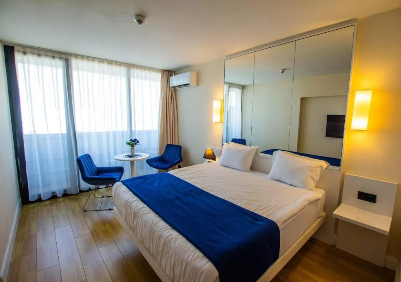 Hotel Orbi City Suite Batumi 5*,
